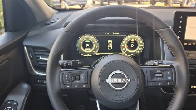 NISSAN Qashqai 1.5 VC-T N-Connecta