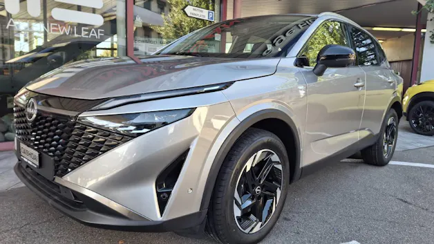 NISSAN Qashqai 1.5 VC-T N-Connecta