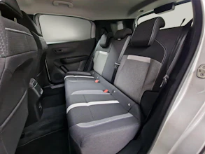 https://vehicle.imgix.net/4516024/abd486e9-33a4-4ff7-87fc-a68c40c3bed7.jpg