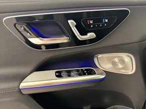 https://vehicle.imgix.net/4516053/4b231c4e-a230-4e35-a2f6-8d96d4a10cd8.jpg