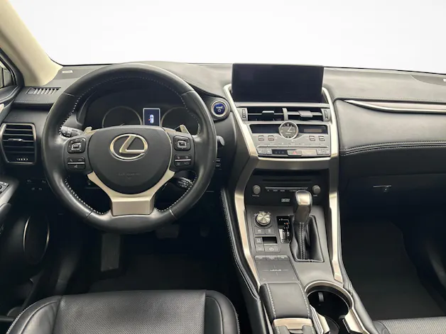 Lexus NX 300h Excellence