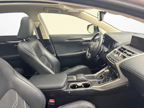 https://vehicle.imgix.net/4516071/e15c03e9-2669-499c-8664-d982ace886d8.jpg