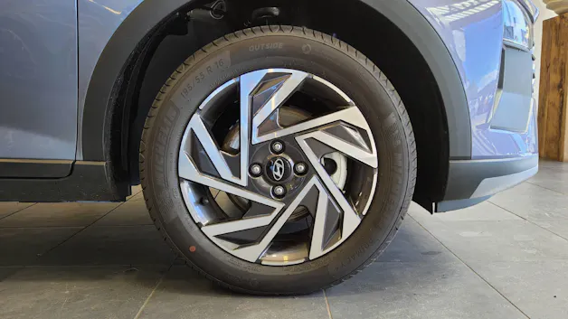 HYUNDAI Bayon 1.0 T-GDi Amplia