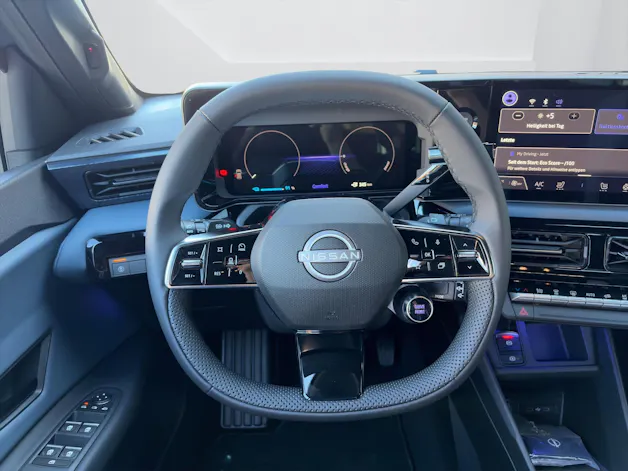 NISSAN Micra Evolve 52kWh