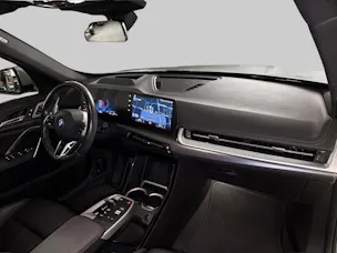 BMW X1 U11 30e xDrive paddles