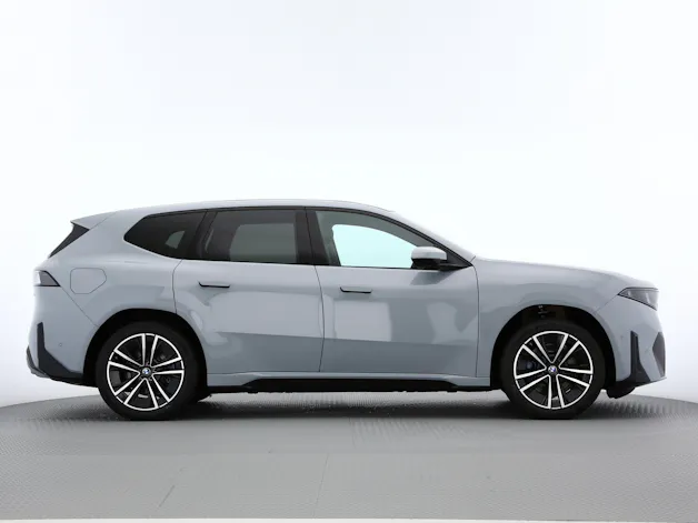 BMW iX3 NA5 40