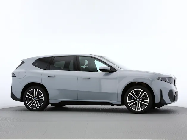 BMW iX3 NA5 40