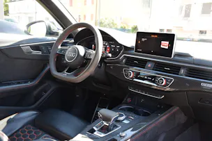 AUDI RS4 Avant 2.9 V6 TFSI quattro T-Tronic