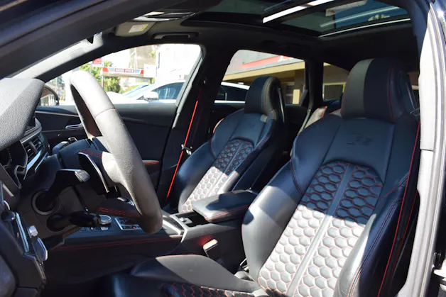 AUDI RS4 Avant 2.9 V6 TFSI quattro T-Tronic