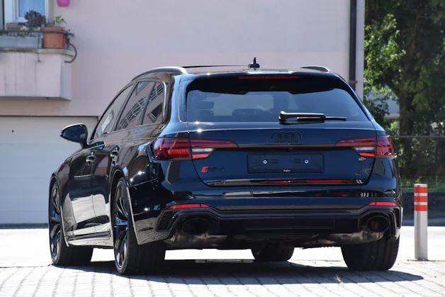 AUDI RS4 Avant 2.9 V6 TFSI quattro T-Tronic