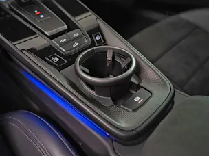 PORSCHE 911 Carrera GTS