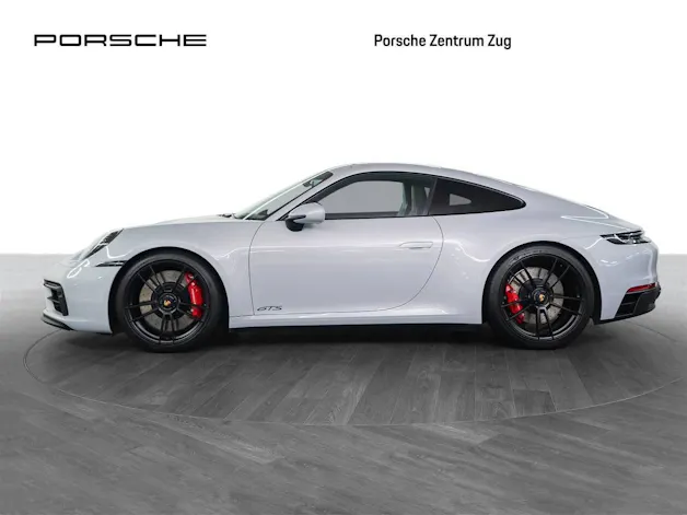 PORSCHE 911 Carrera GTS