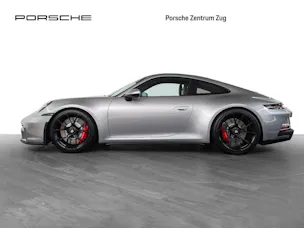 PORSCHE 911 GT3 mit Touring-Paket