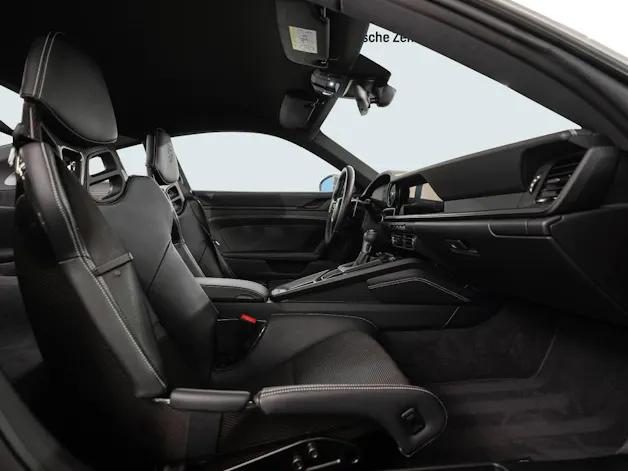 PORSCHE 911 GT3 mit Touring-Paket