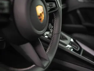 PORSCHE 911 GT3 mit Touring-Paket