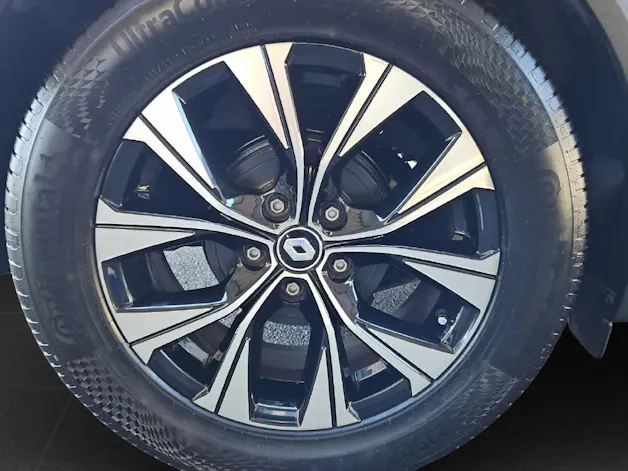 RENAULT Captur 1.3 TCe 140 techno EDC