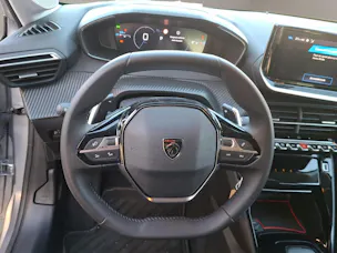 PEUGEOT 208 1.2 PureTech 100 Allure