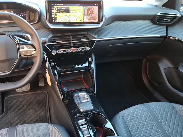 PEUGEOT 208 1.2 PureTech 100 Allure