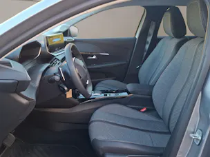 PEUGEOT 208 1.2 PureTech 100 Allure