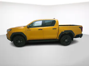 Toyota Hilux Double Cab.-Pick-up 2.8 D-4D MHEV 204 Invincible