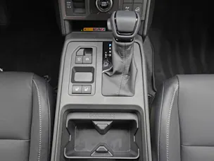 Toyota Hilux Double Cab.-Pick-up 2.8 D-4D MHEV 204 Invincible