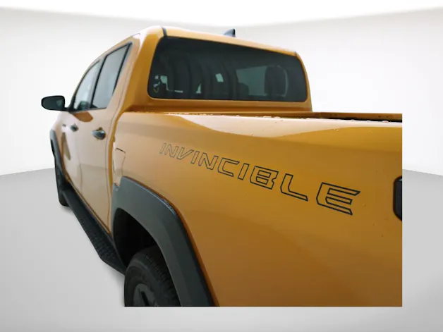 Toyota Hilux Double Cab.-Pick-up 2.8 D-4D MHEV 204 Invincible