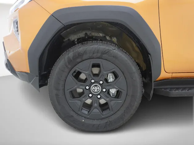Toyota Hilux Double Cab.-Pick-up 2.8 D-4D MHEV 204 Invincible
