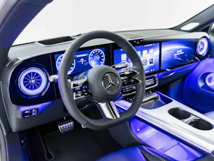 MERCEDES-BENZ CLA 350 4MATIC EQ