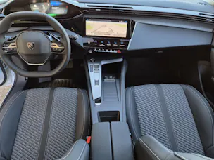 PEUGEOT 308 e-Allure 156cv