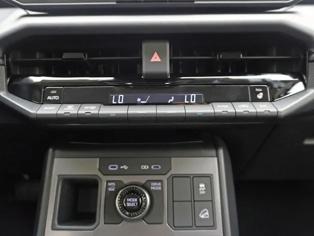 Toyota Hilux Double Cab.-Pick-up 59KWh Style