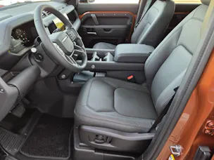 Land Rover Defender 110 3.0 D I6 350 X-Dynamic HSE