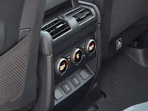 Land Rover Defender 110 3.0 D I6 350 X-Dynamic HSE