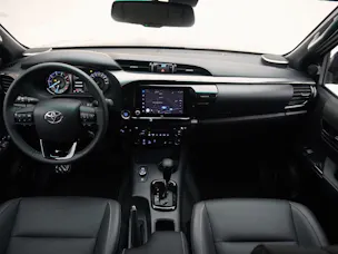 Toyota Hilux Double Cab.-Pick-up 2.8 D-4D MHEV 204 Invincible