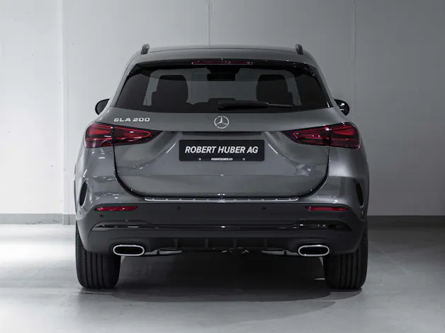 MERCEDES-BENZ GLA 200 Night Star
