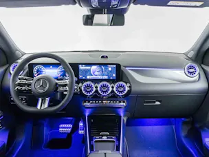 MERCEDES-BENZ GLA 200 Night Star