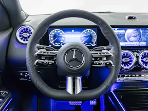 MERCEDES-BENZ GLA 200 Night Star