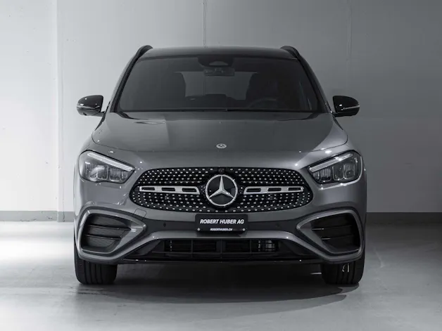 MERCEDES-BENZ GLA 200 Night Star