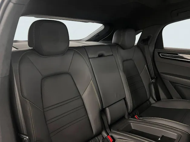 PORSCHE Cayenne Turbo Coupé