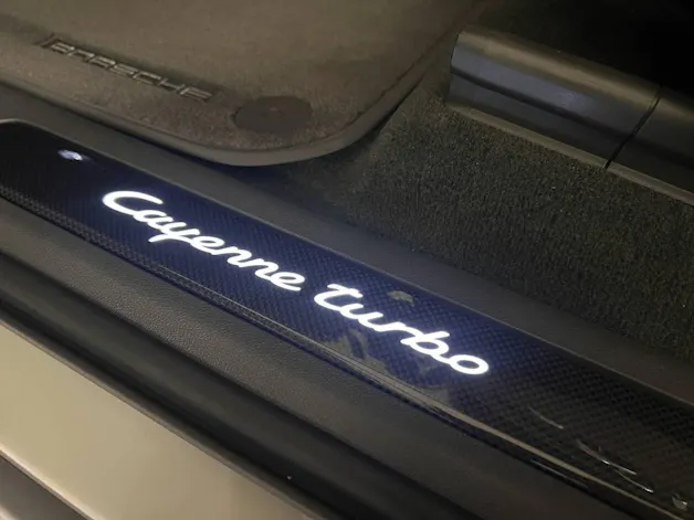 PORSCHE Cayenne Turbo Coupé