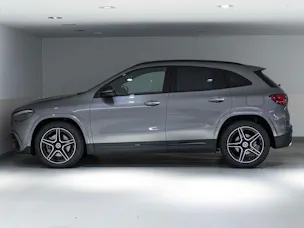 MERCEDES-BENZ GLA 200 Night Star