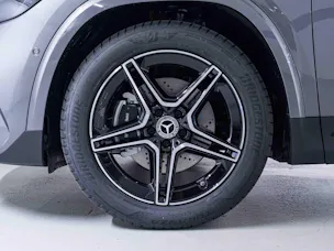 MERCEDES-BENZ GLA 200 Night Star
