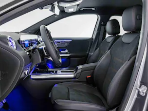 MERCEDES-BENZ GLA 200 Night Star