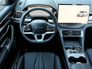 BYD Seal U DM-i Design AWD