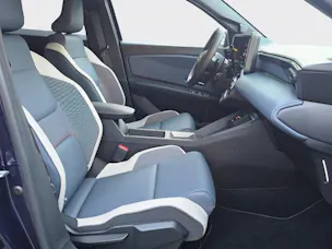 NISSAN Micra Evolve 52kWh