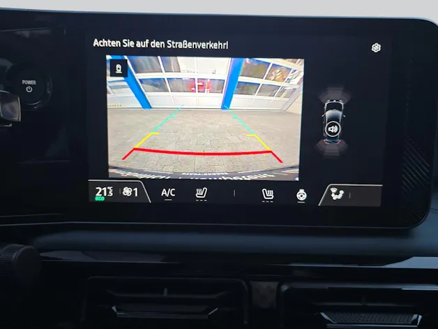NISSAN Micra Evolve 52kWh