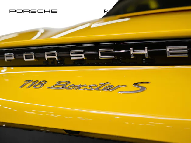 PORSCHE 718 Boxster S