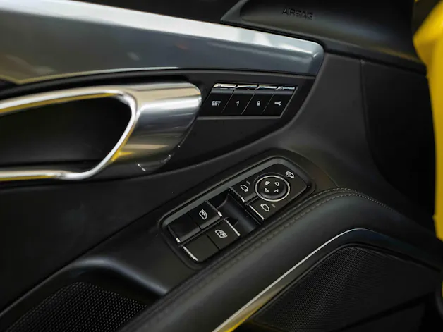 PORSCHE 718 Boxster S