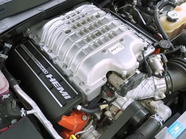 Dodge USA Charger 6.2 V8 SC HEMI SRT Hellcat