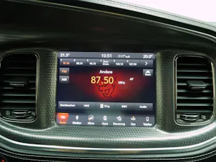 Dodge USA Charger 6.2 V8 SC HEMI SRT Hellcat