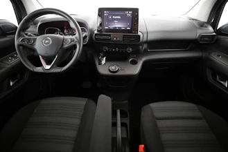 https://vehicle.imgix.net/4516548/7364828a-74af-4537-b0fd-2fd1fea19cfc.jpg